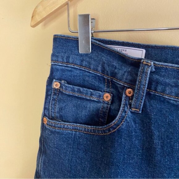 GAP 2024 High Rise Stride Wide-Leg Jeans Woman 31/12 Dark Wash Cropped RAW HEM - Picture 4 of 16